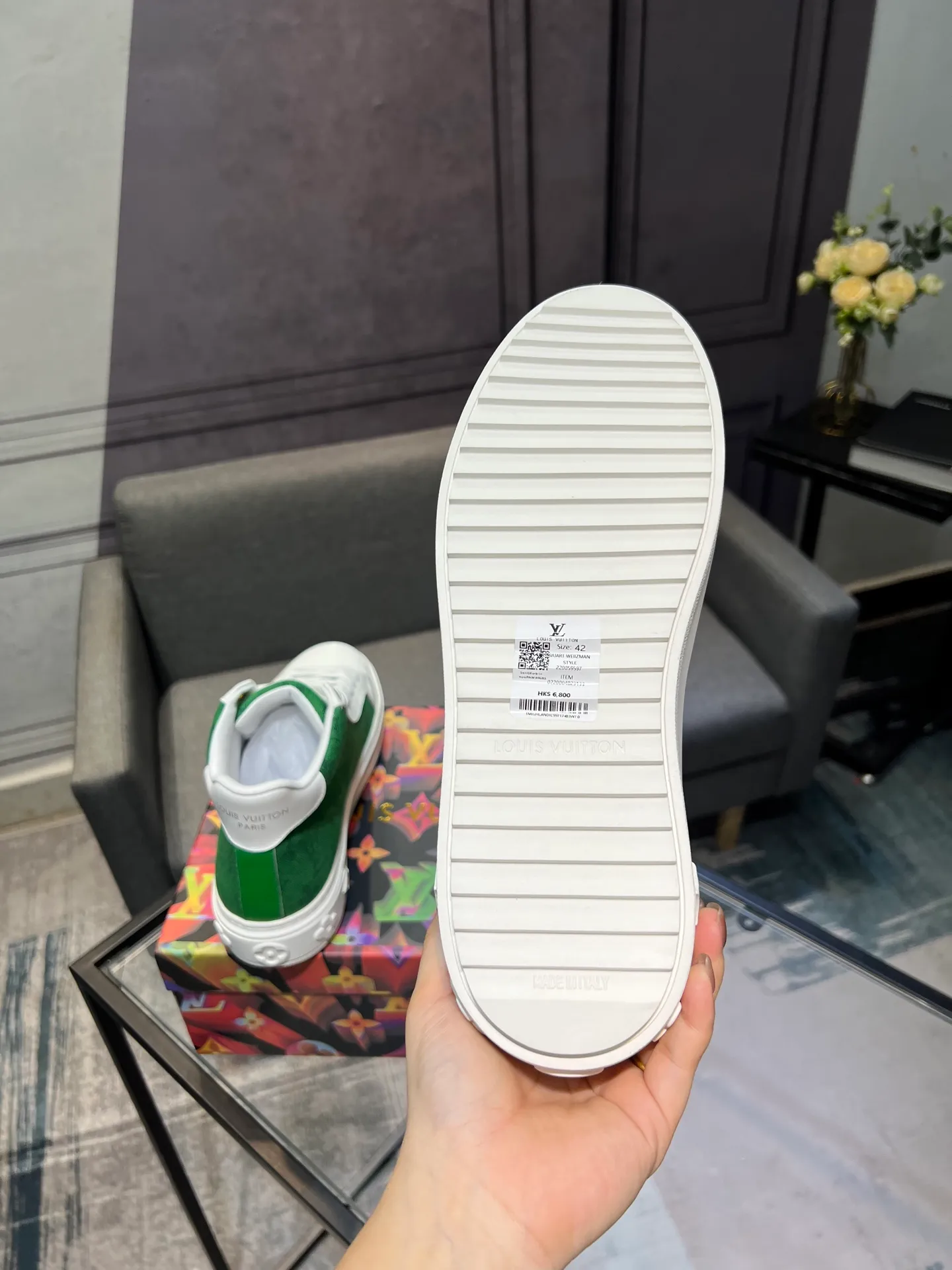 Men's shoes 💰560 LV Louis Vuitton. The latest fashionable casual shoes are popular in physical stores. New spring and summer comfortable imported cowhide, cowhide mesh, unique jacquard fabric element design. With sheepskin lining, Lv original base, [sun][sun] high-end packaging and high quality💪Details determine quality, welcome to compare🇮🇹Code number 38-44, 45 can be customized